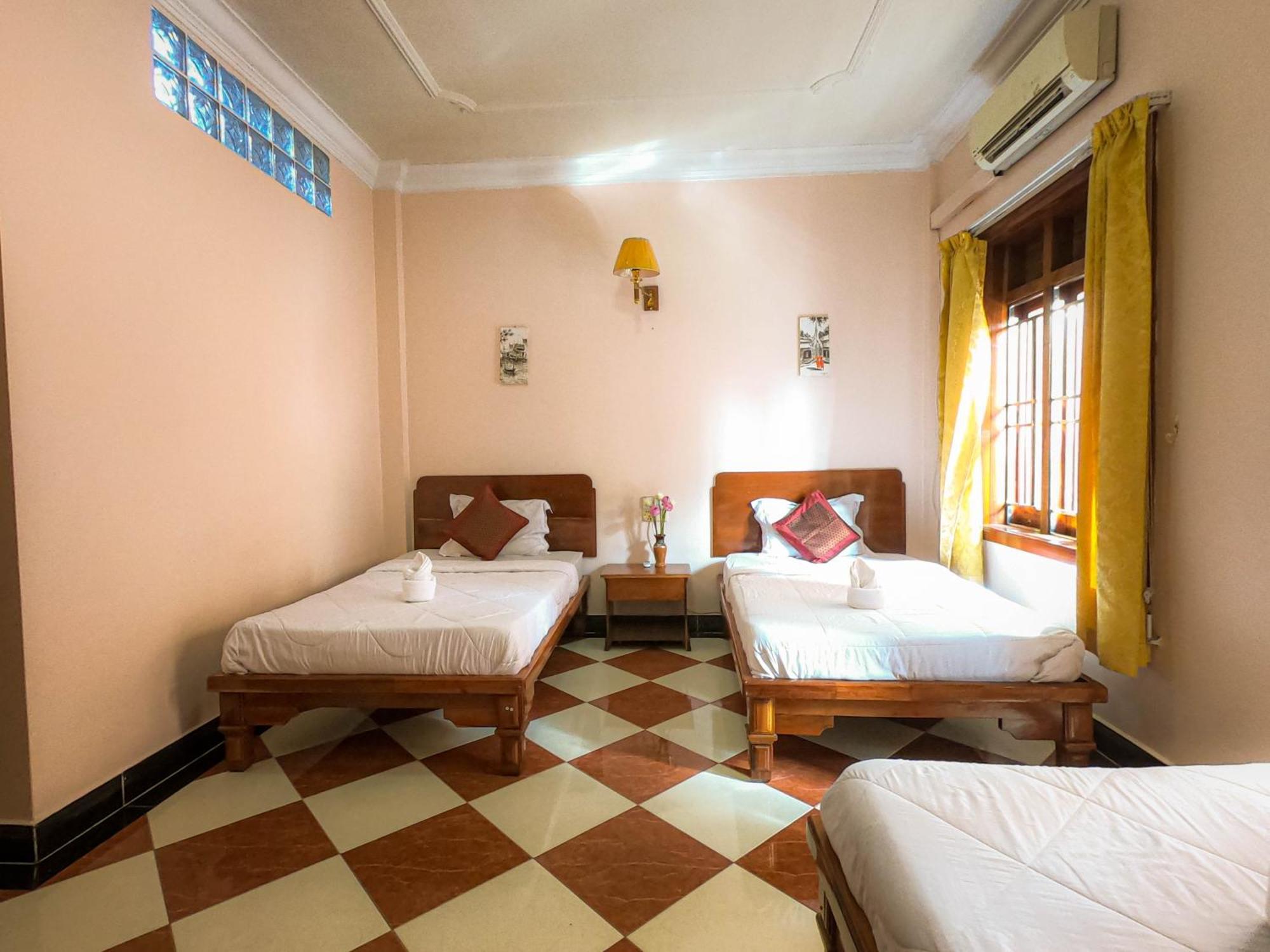 Nawin Palace Guesthouse Phnom Penh Esterno foto